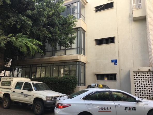 בניין תל קומתי למכירה בקרבת הים צפון ישן