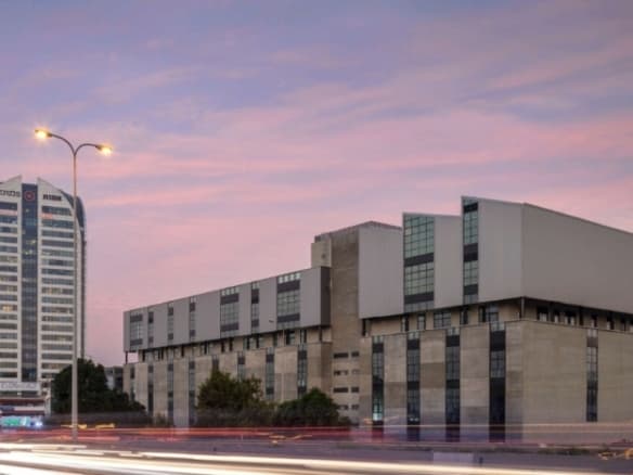Office building for sale in Petah Tikva (1)